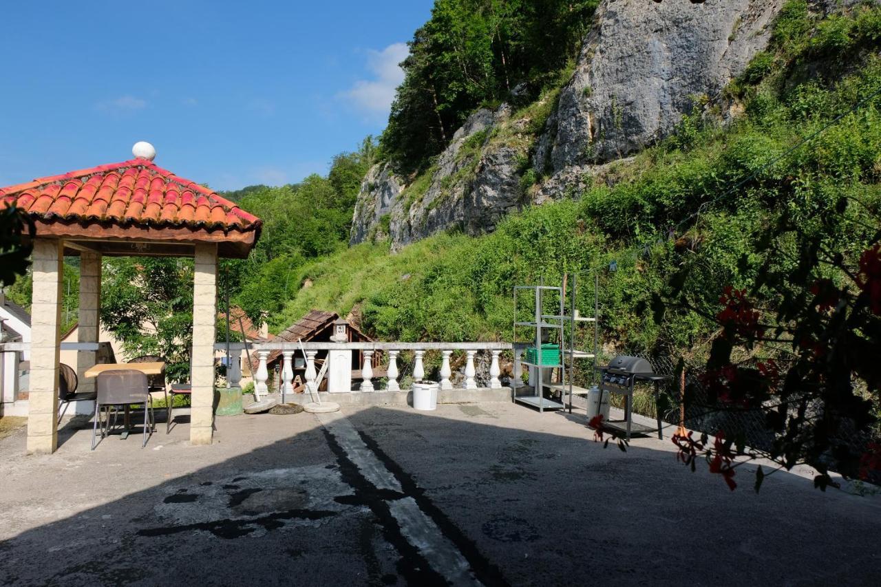 Hotel-Restaurant Don Pepe Kleinlutzel Экстерьер фото